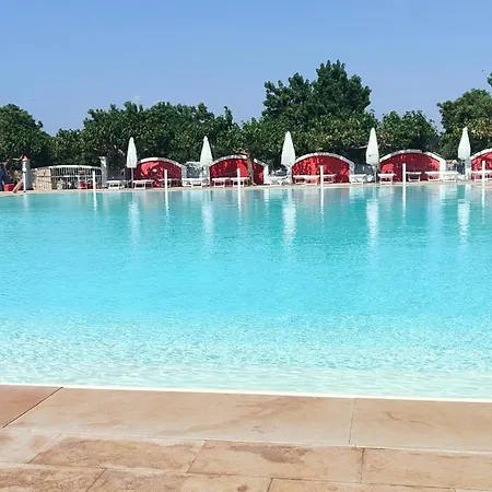 Appartamento In Con Piscina